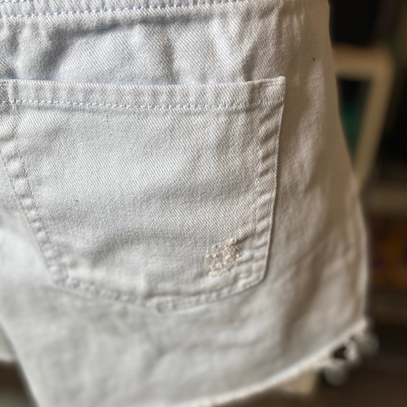 Women’s shorts - Picture 5 of 10